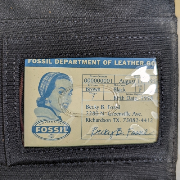 Fossil Cheetah Nylon Vintage Wallet - Picture 6 of 8